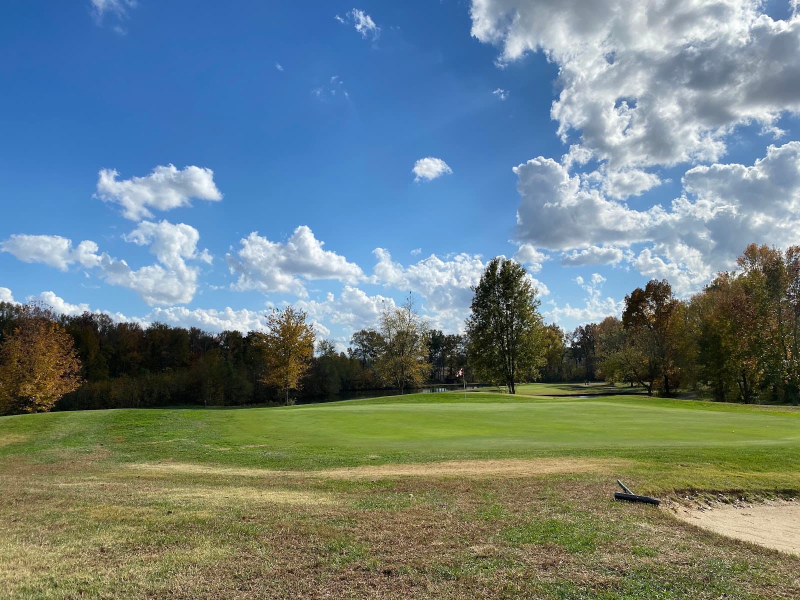 Christmas Lake Golf Course