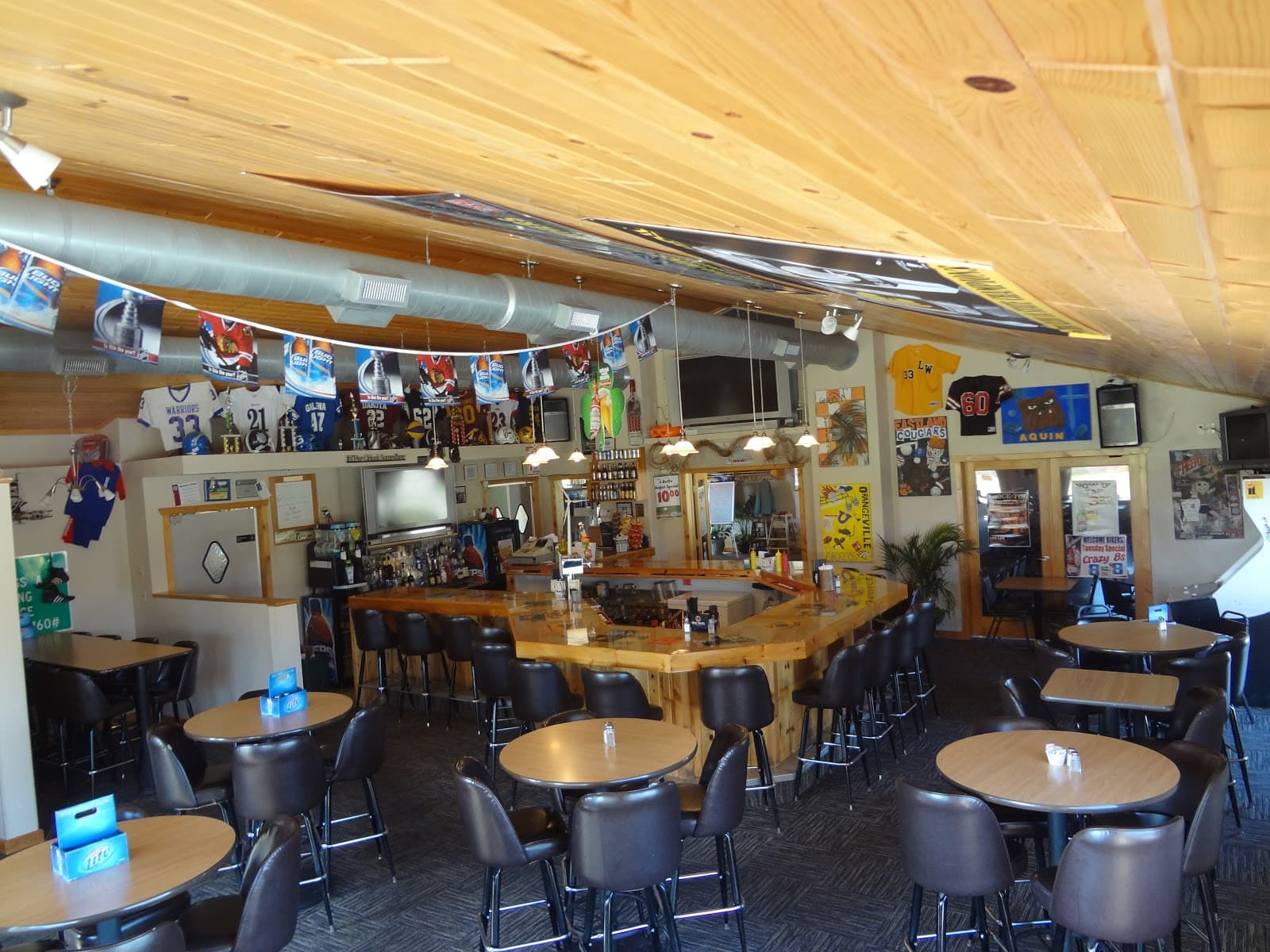 Coach's Golf & Grill