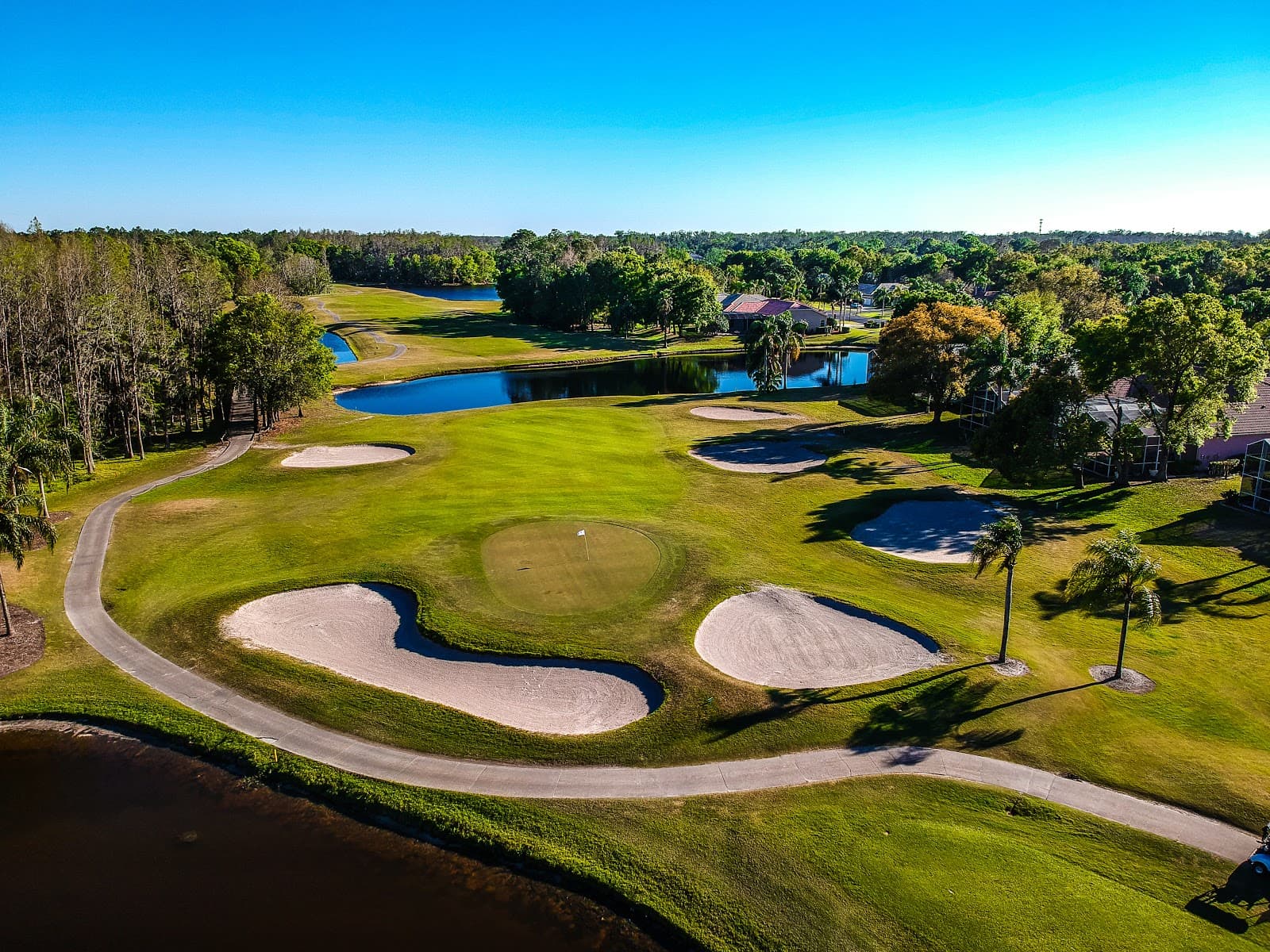 Crescent Oaks Country Club