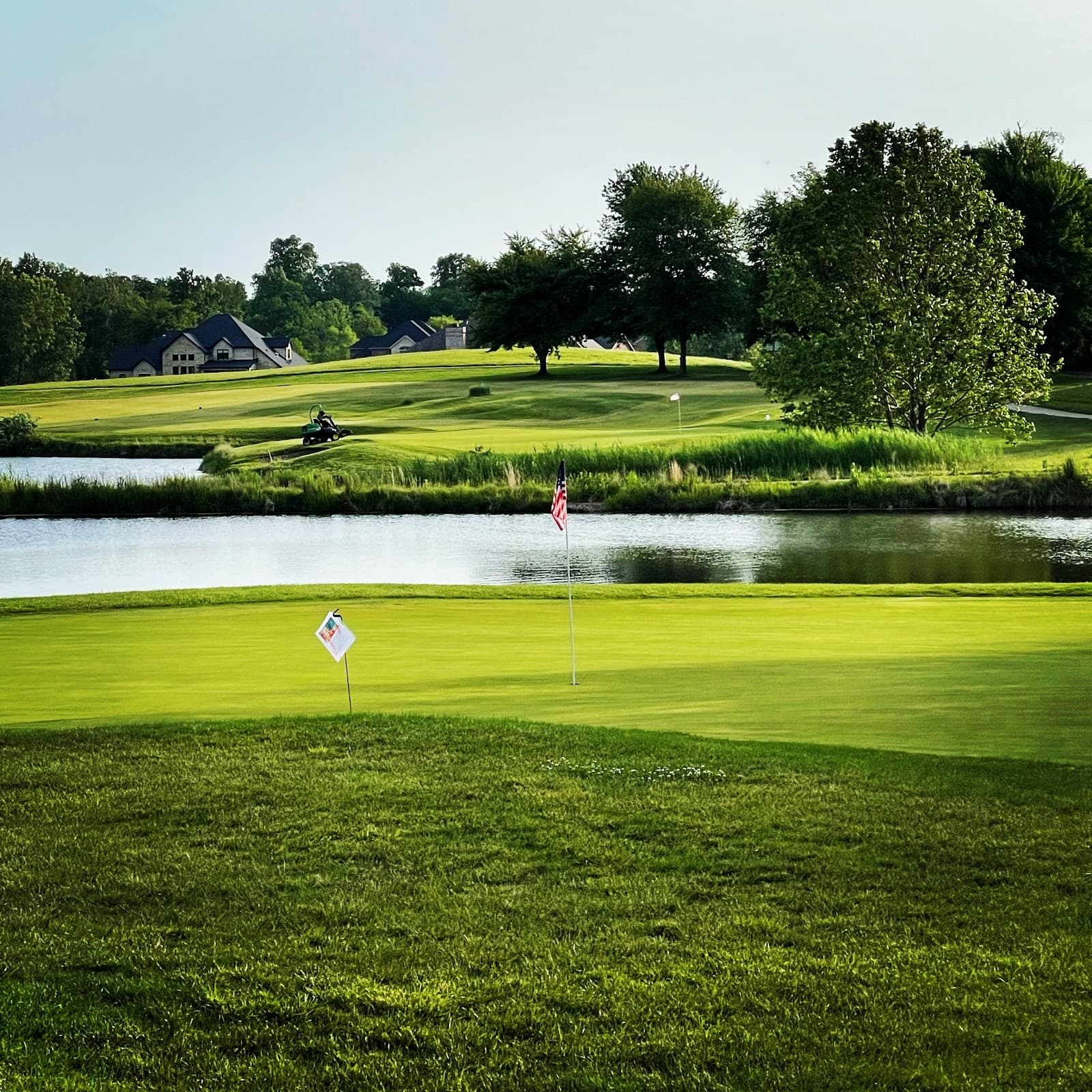 Far Oaks Golf Club