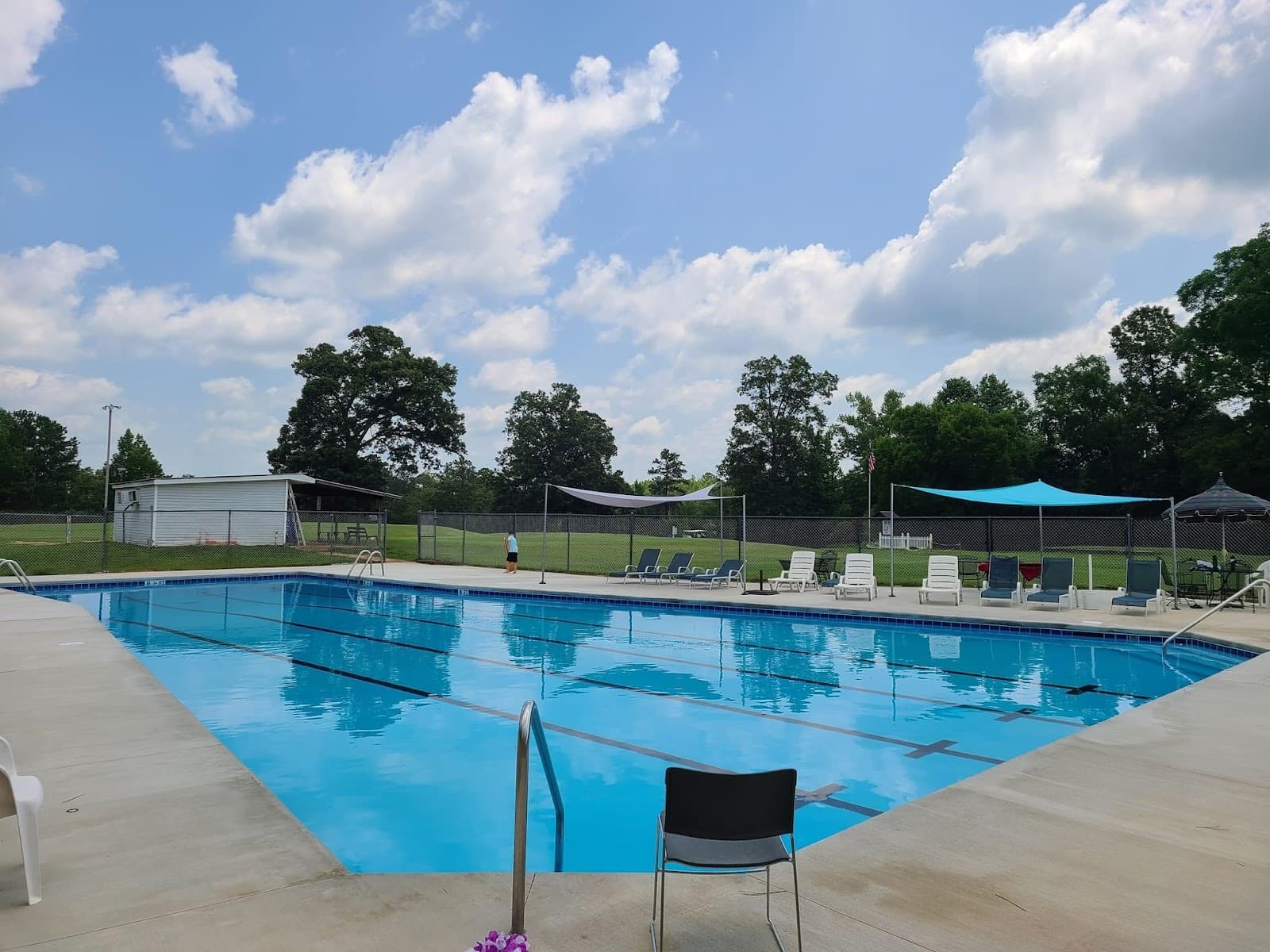 Knolls Country Club