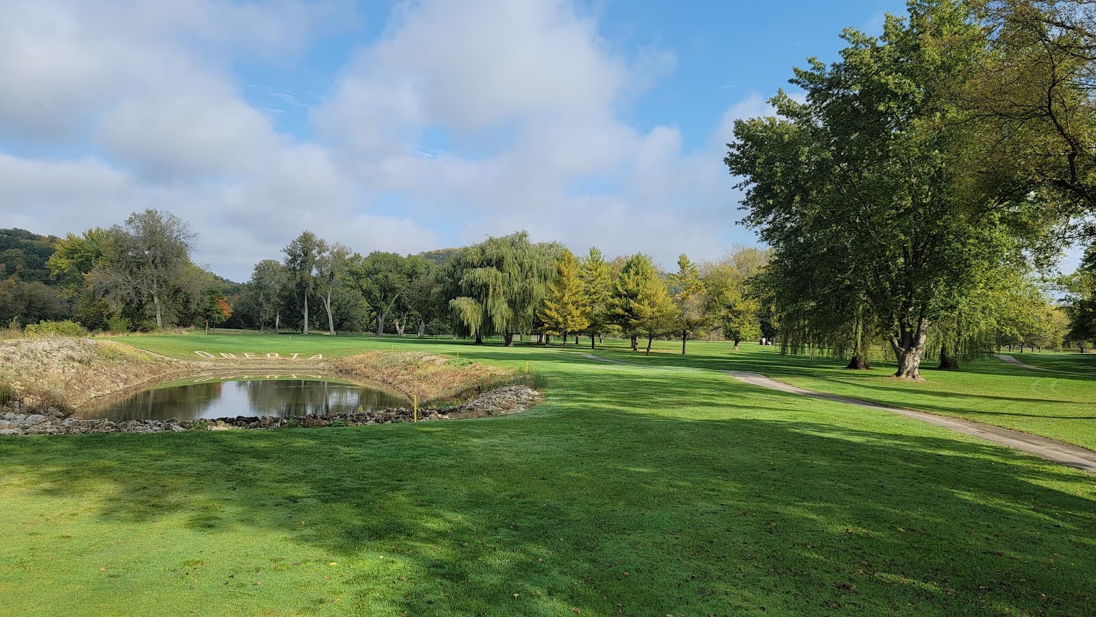 Oneota Golf & Country Club