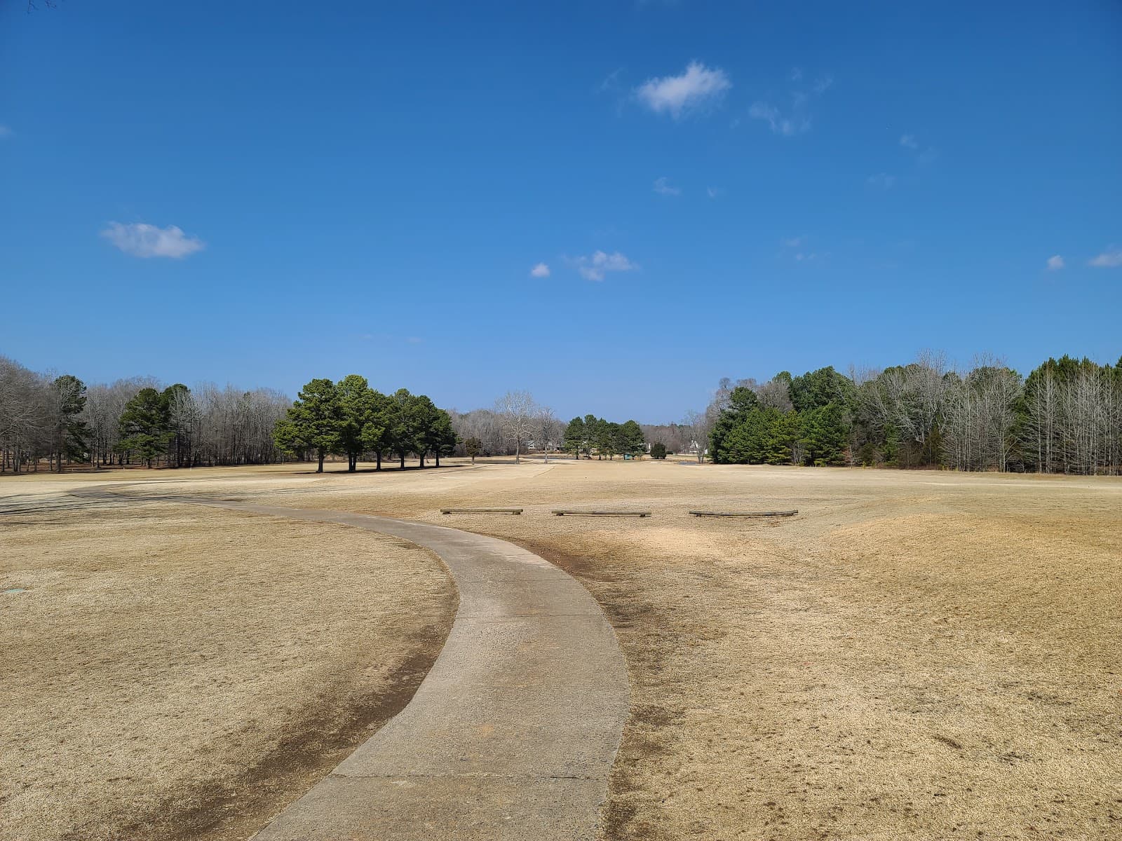 Rolling Hills Country Club