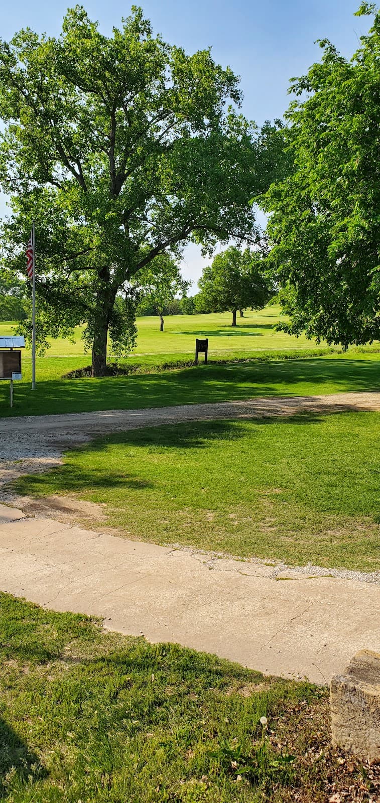 Sedan Country Club