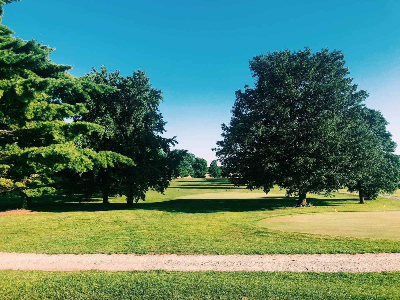 Twin Oaks Golf & Country Club