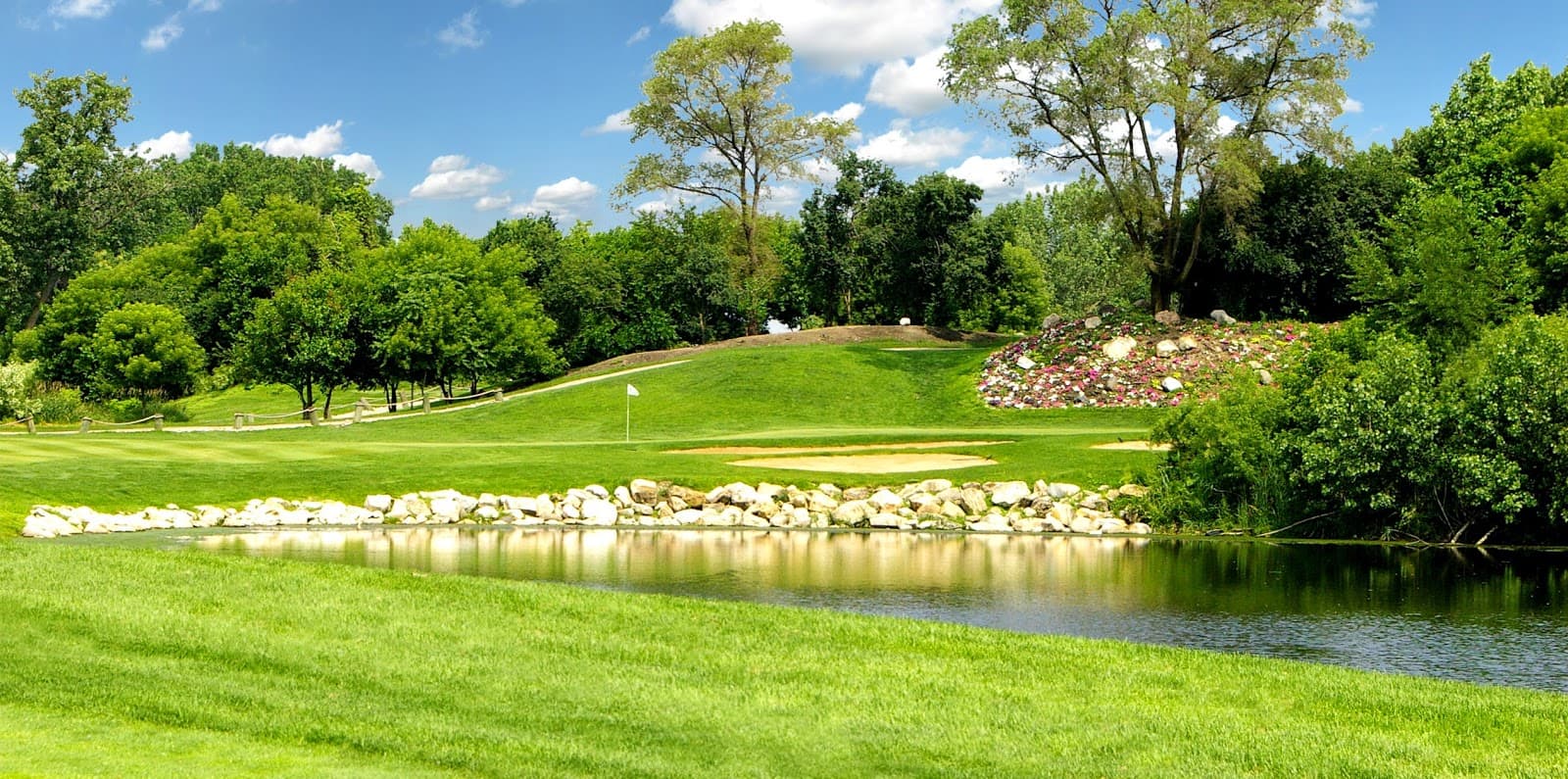 Waters Edge Golf Club
