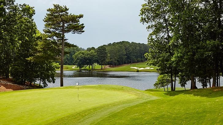 White Columns Country Club